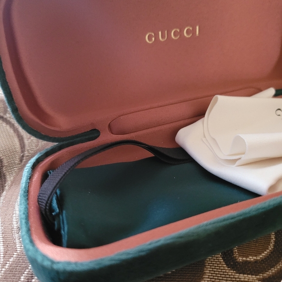 GUCCI GG1586O 001 Pre Owned Authentic Eyeglasses w/case and accessories - Picture 10 of 11
